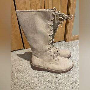 Wonder Nation Beige Lace-Up Combat style Boots